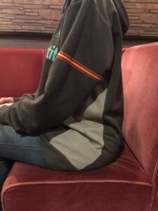 椅子姿勢
